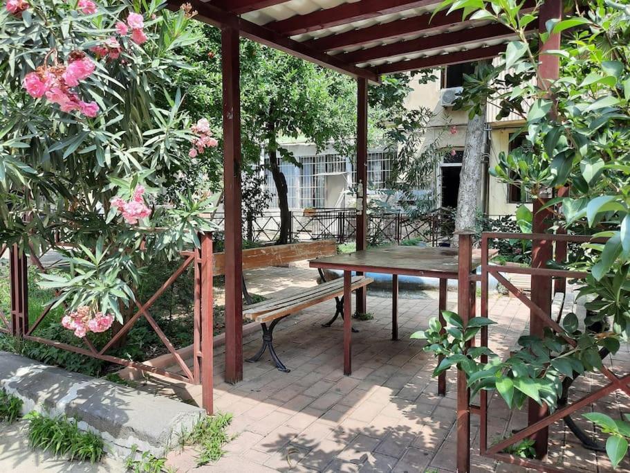 Nataly Apartament-Old Tbilisi Center Экстерьер фото