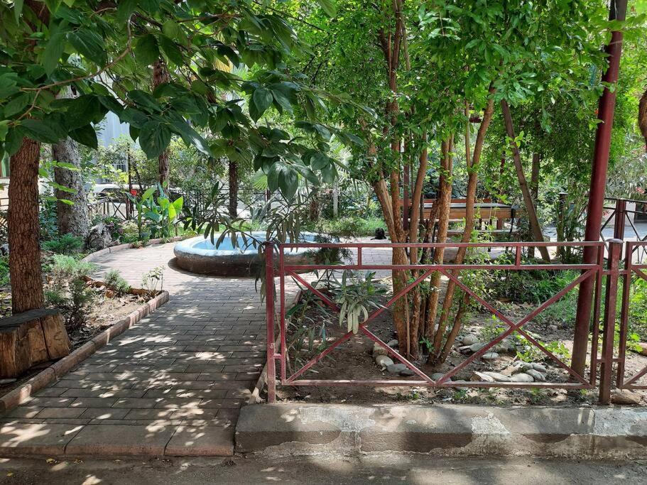 Nataly Apartament-Old Tbilisi Center Экстерьер фото
